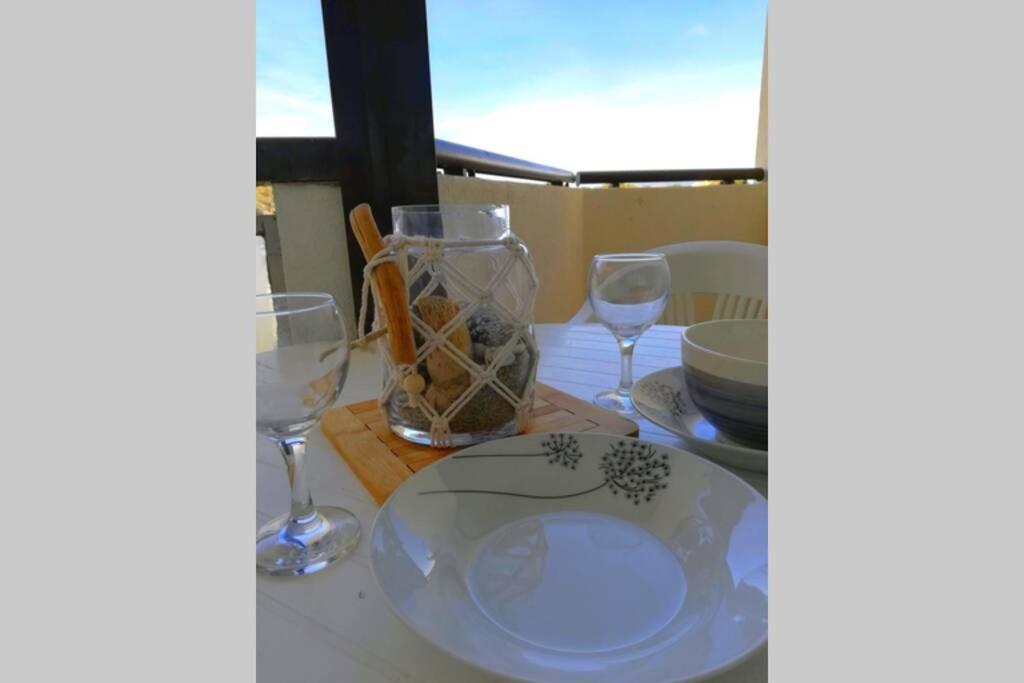 Appartement Soleil Levant - Acces Direct Plage - Terrasse - Une Chambre - Proche Commerces Le Barcarès Exteriör bild
